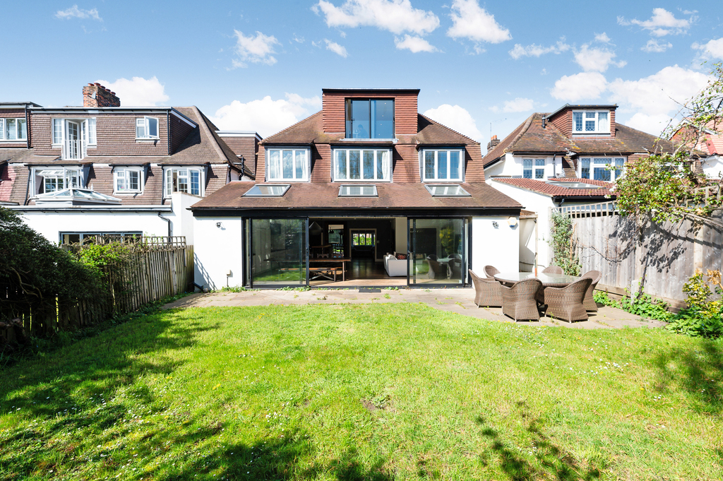 Copse Hill, SW20